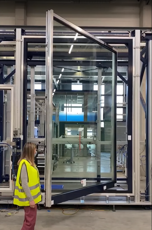 REYNAERS - USA PIVOTANTA